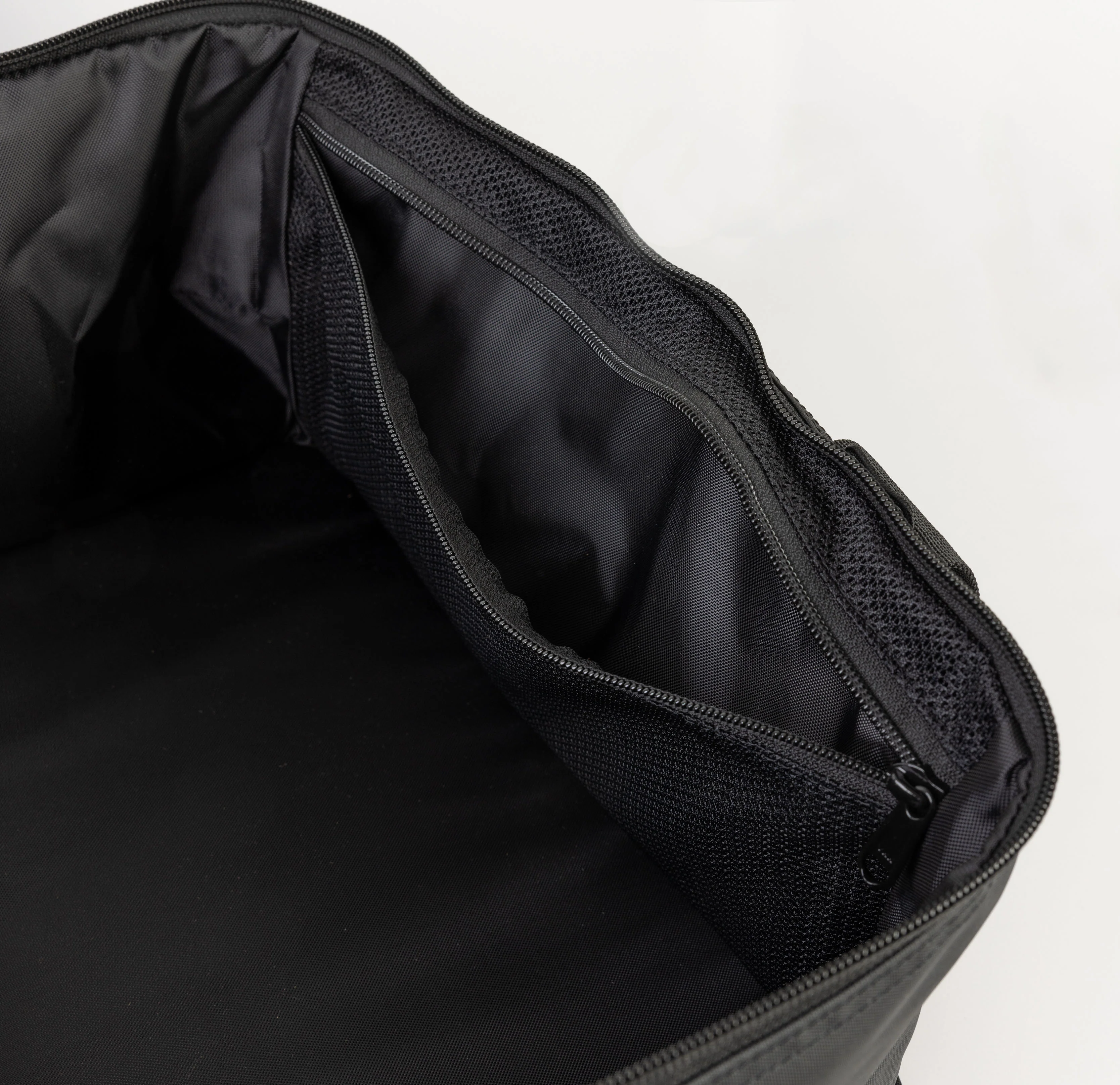 ROAM Rugged Bag - Image 5